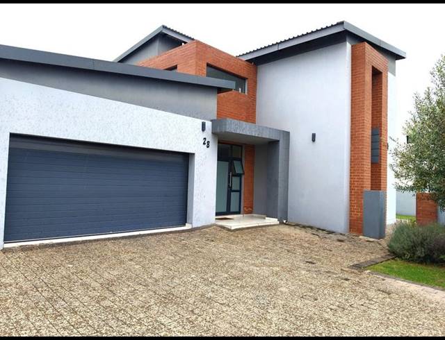 4 BEDROOM HOUSE FOR SALE IN MIDSTREAM RIDGE